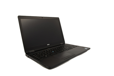 Dell Latitude 5580 / i7-7600U / 16GB / 256GB SSD / 15.6" FHD / nVidia GeForce 930MX - 2GB / Win 10 Pro