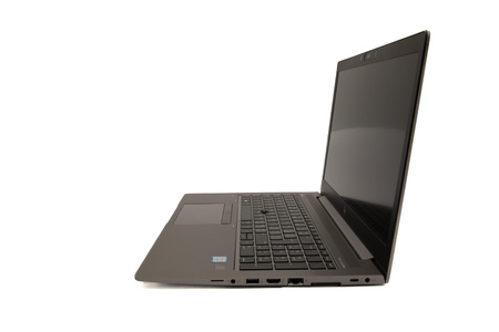 HP ZBook 15U G5 / i7-8550H / 32GB / 1TB SSD / 15.6" UHD / AMD Radeon Pro WX 3100 - 2GB / Win 11 Pro