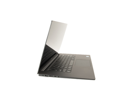 Dell Precision 5510 / i7-6820HQ / 16GB / 512GB SSD / 15.6" 4K / nVidia Quadro M1000M - 2GB / Win 10 Pro