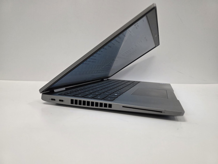 Dell Latitude 5530 / i7-1270P / 32GB / 512GB SSD / 15.6" FHD / Win 11 Pro
