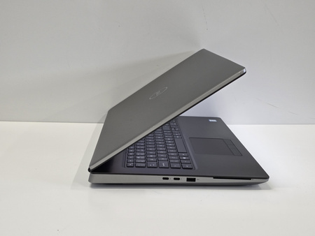 Dell Precision 7750 / Xeon W-10885M / 128GB / 1TB SSD / 17.3" FHD / nVidia Quadro RTX 5000 - 16GB / Win 11 Pro