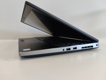 Dell Precision 7540 / i9-9980HK / 32GB / 1TB SSD / 15.6" FHD / nVidia Quadro T2000 - 4GB / Win 11 Pro